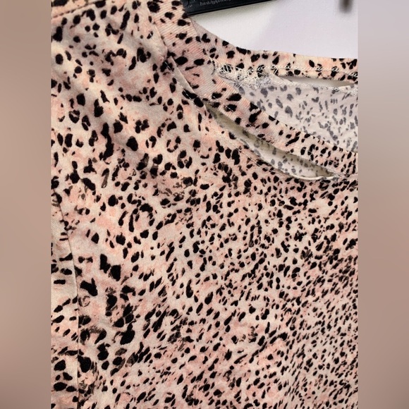 N:PHILANTHROPY
HARLOW PRINTED DISTRESSED T-SHIRT Pink Leopard Print New XS - Picture 7 of 12
